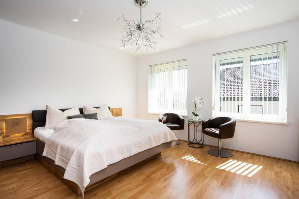 Schoenes Ferienhaus Mit Garten Pörtschach am Wörthersee Εξωτερικό φωτογραφία