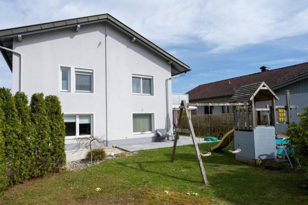 Schoenes Ferienhaus Mit Garten Pörtschach am Wörthersee Εξωτερικό φωτογραφία